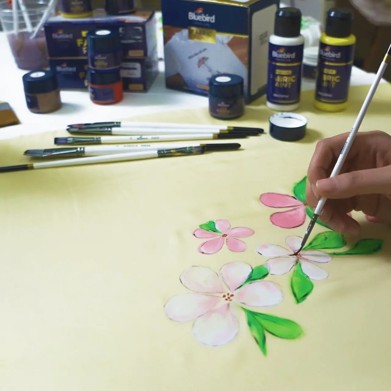 Fabric Paints 25 ml – Set of 6 – Primary - Image 3